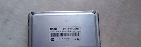 Nissan Almera Tino Engine control unit/module 0281010810