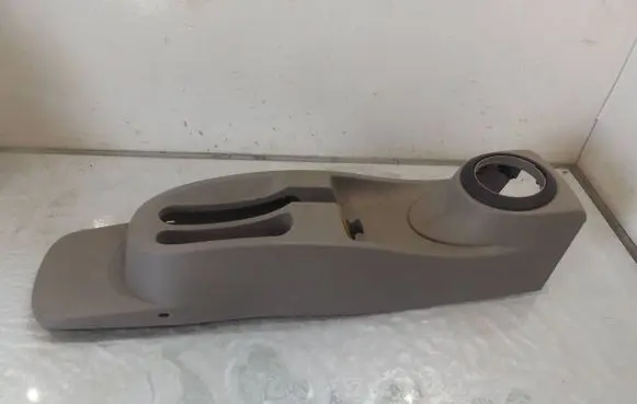 Renault Modus Center console