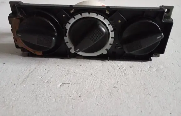 Volkswagen Polo III 6N 6N2 6NF Central console control unit 6N0819045C