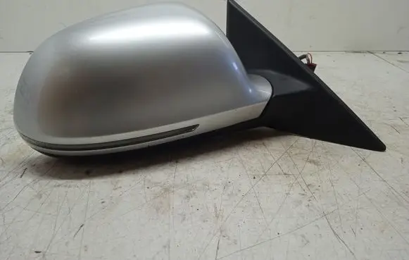 Audi A5 8T 8F Front door electric wing mirror 020931