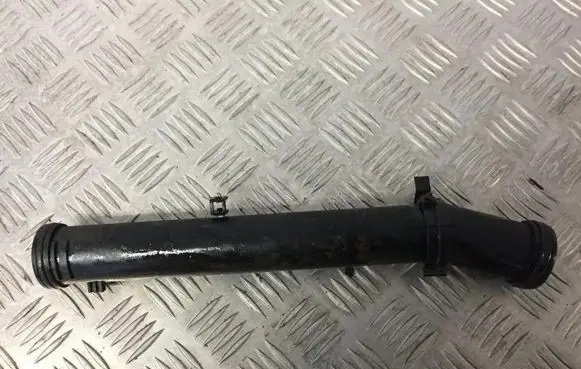 Volkswagen Polo Engine coolant pipe/hose 032121065F