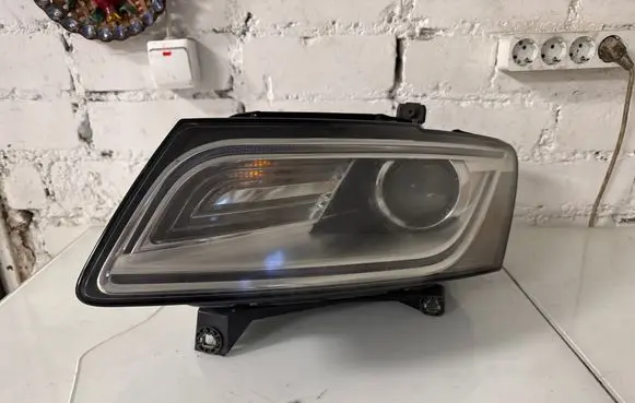 Audi Q5 SQ5 Headlight/headlamp 8R0941005D 90038852 1405901102