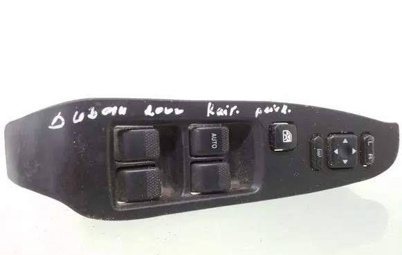 Subaru Outback Electric window control switch 83071AE020 0299