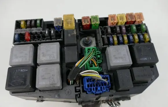 Ford Mondeo Mk III Fuse box set 1S7T-14A481-AA