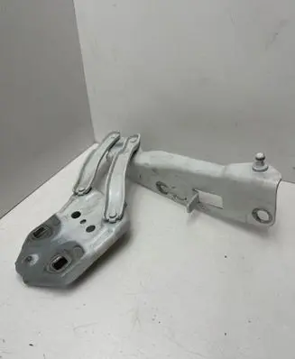 Volvo C40 Engine bonnet/hood hinges 32297489