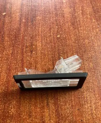 Renault Captur Number plate light 8200013577 04624001B