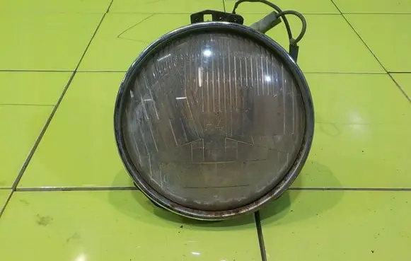 Lancia Beta Headlight/headlamp PRZOD