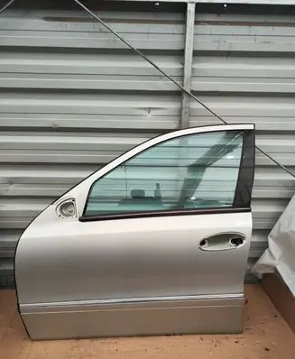 Mercedes-Benz E AMG W211 Front door