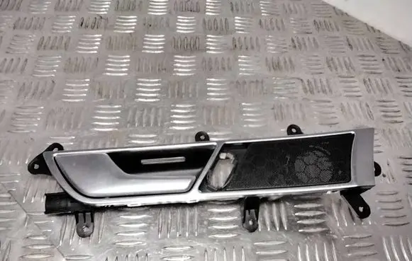 Audi A6 S6 C6 4F Front door interior handle 4F0837019C