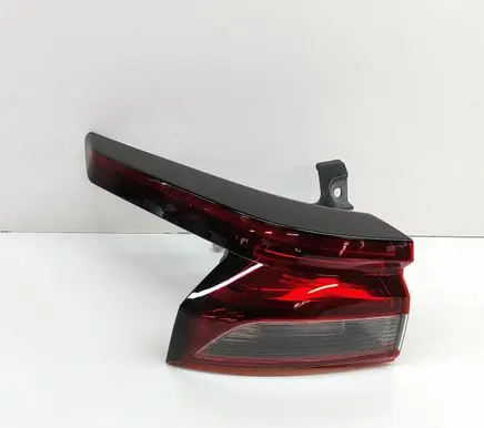 Nissan Qashqai J12 Rear/tail lights 265556UA0A