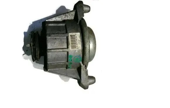 Mercedes-Benz E C207 W207 Engine mount bracket A2072400017
