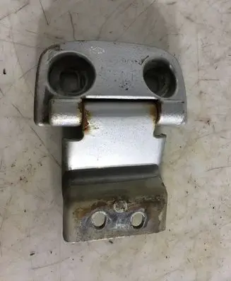 Citroen Jumper Loading door lower hinge B98607
