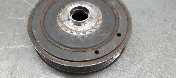 Nissan Primera Crankshaft pulley b457775