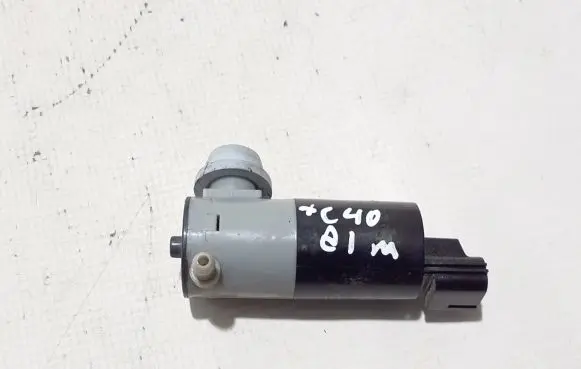 Volvo XC40 Windscreen/windshield washer pump 32237969