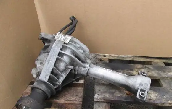Jeep Cherokee III KJ Front differential 