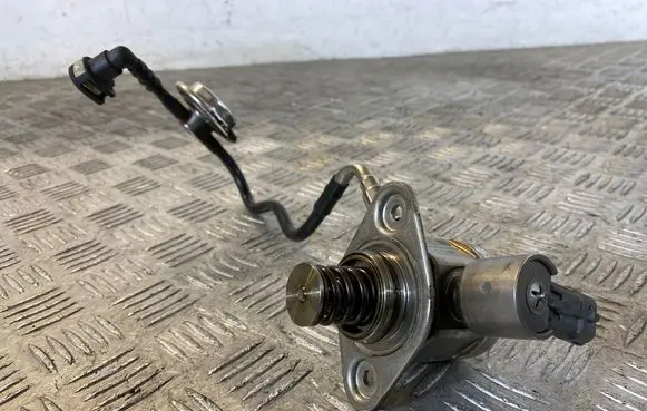 Ford Focus Fuel injection high pressure pump CM5G9D376GA 0261520095 2005281041