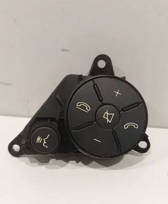 Mercedes-Benz C W204 Steering wheel buttons/switches A2048210051 33492501 305544140162AC