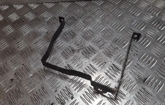 Mazda 3 II Battery bracket 