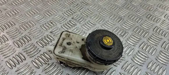 Honda CR-V Brake fluid reservoir 0204255770