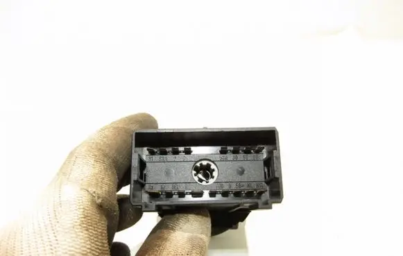 Volkswagen Golf IV Light switch 1C0941531