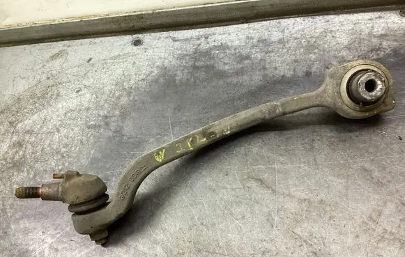 Mercedes-Benz E W212 Front lower control arm/wishbone 21203