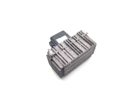 Opel Astra H Glow plug pre-heat relay 55354141 51299018A