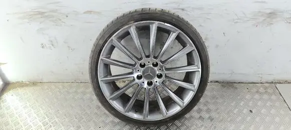 Mercedes-Benz C W204 R19 alloy rim