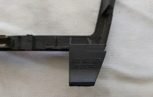Audi A6 S6 C5 4B Radio/GPS head unit trim 4B0863263F
