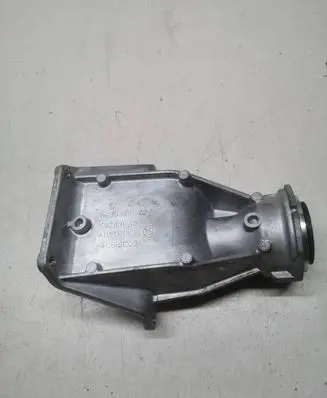 BMW X3 G01 Driveshaft support bearing bracket 8639383