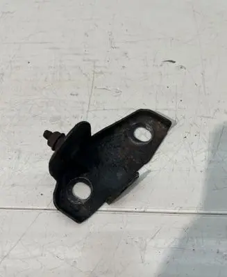Radiator support slam panel bracket