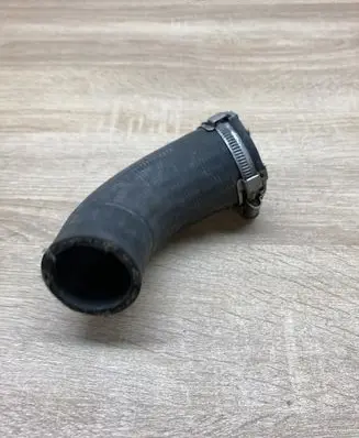 Intercooler hose/pipe