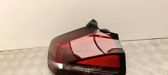 Citroen C4 III e-C4 Rear/tail lights 9831100280