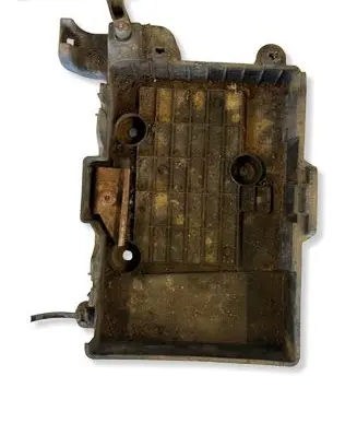 Renault Megane II Battery tray 