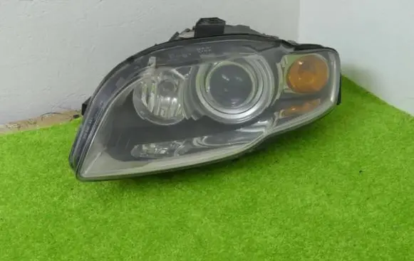 Audi A4 S4 B7 8E 8H Headlight/headlamp 130702243600 8E0941003