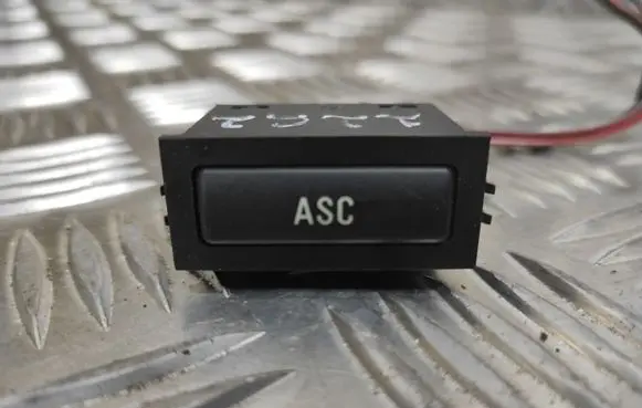 Traction control (ASR) switch