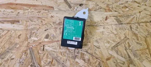 Toyota RAV 4 (XA30) Door control unit/module 8974042020 61B239000 20052099