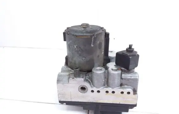 Mercedes-Benz E W210 ABS Pump 0024319712J 6640413225
