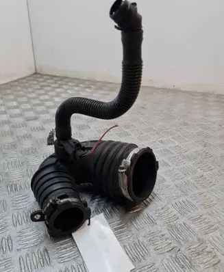 Audi A6 S6 C6 4F Air intake hose/pipe 4F0129615E