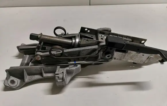 Ford Mustang VI Steering rack FR3C3C529AD