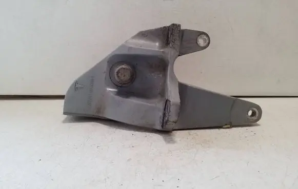 Tesla Model S Engine mounting bracket 107775100A
