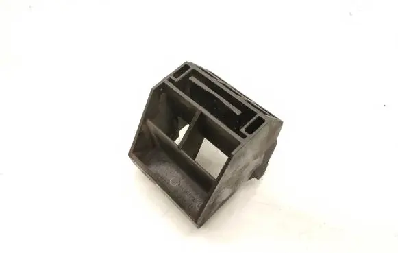 BMW 5 E60 E61 Radiator mount bracket 7542517
