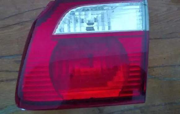 Mazda 626 Tailgate rear/tail lights 13361922