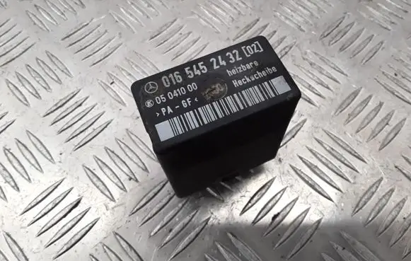 Mercedes-Benz Sprinter W901 W902 W903 W904 Air conditioning/heating control unit 0165452432