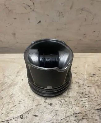Renault Trafic III (X82) Piston 120A13832R 120A11718R A6220300300