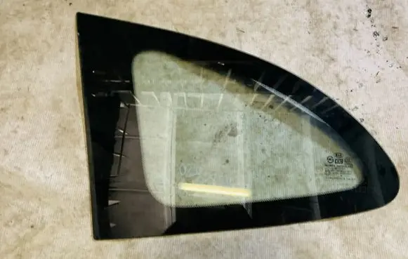 KIA Rio Rear side window
