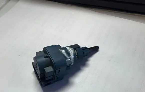 Skoda Citigo Brake pedal sensor switch 6Q0927189