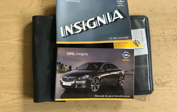 Opel Insignia A Owners service history hand book 