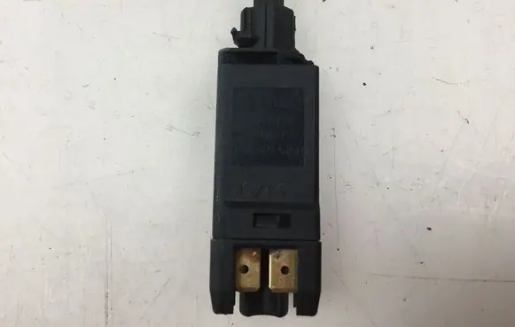 Volkswagen Golf IV Brake pedal sensor switch 191945515B
