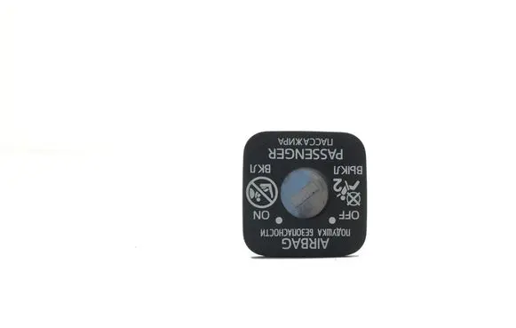 Mitsubishi Outlander Passenger airbag on/off switch DY55