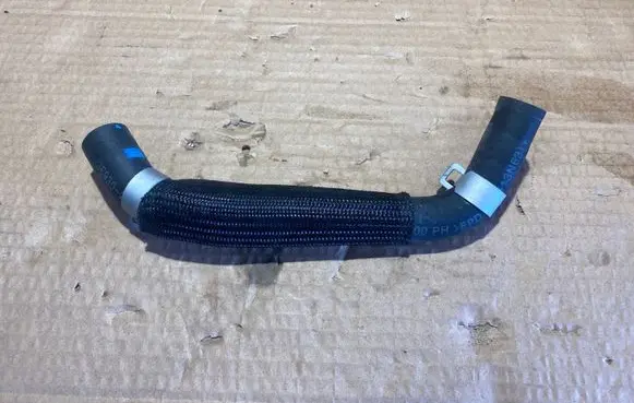 Hyundai Kona I Engine coolant pipe/hose 369302B500
